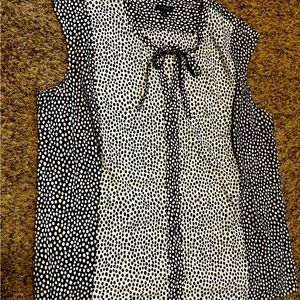 Talbots Black and White polka dot sleeveless shirt size XL